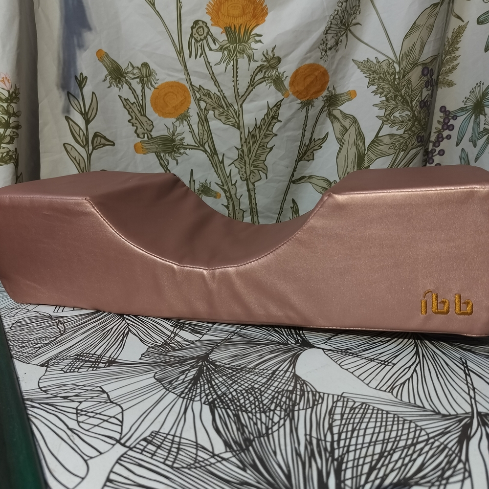 Rose Gold Lash Pillow